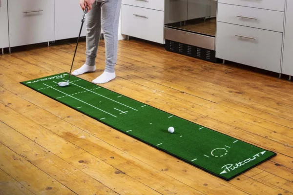 PuttOUT Putting Mat